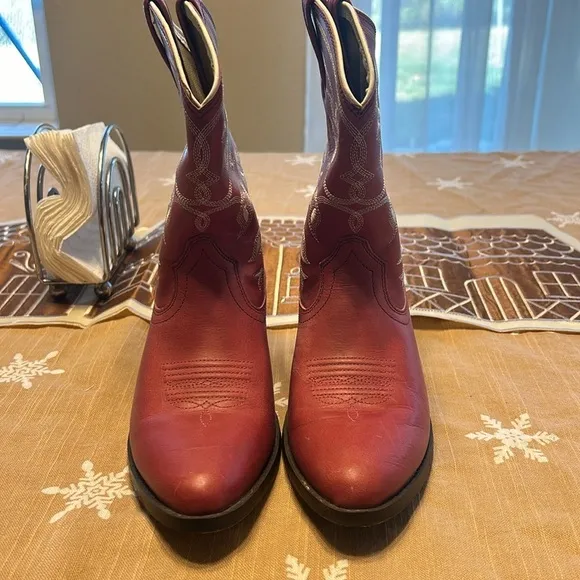 ARIATDesert Holly Western Boot