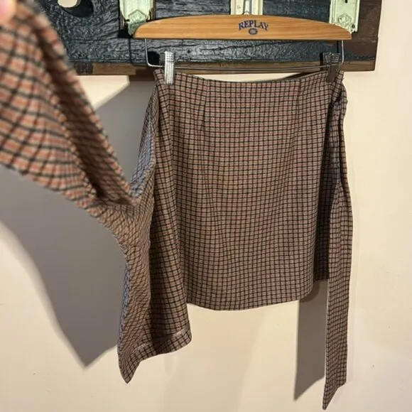 Aritzia Wilfred Dorine Plaid Wool Cashmere Faux Wrap Tie Front Mini Skirt Size 4