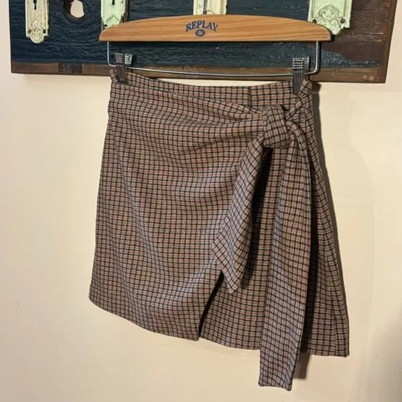 Aritzia Wilfred Dorine Plaid Wool Cashmere Faux Wrap Tie Front Mini Skirt Size 4