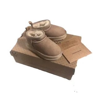 Australia Luxe Collective Cosy Ultra Short Sheepskin kids boots sz 9 toddler.