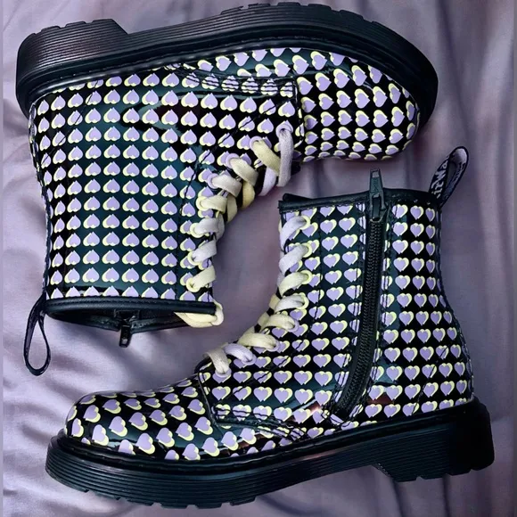 Authentic Doc Martens 1460 J size 2 patent leather black boots w/two tone hearts