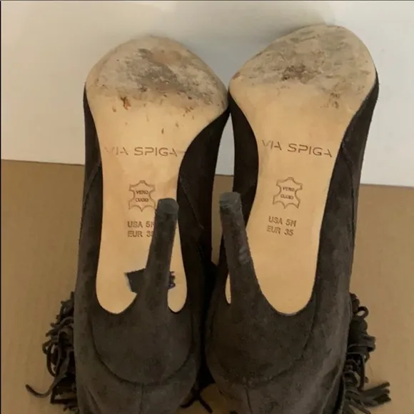 Authentic Via Spiga suede leather fringe boots sz 5