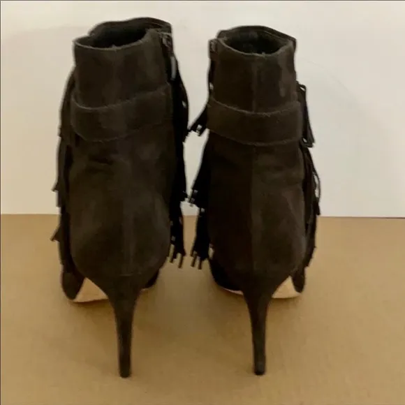 Authentic Via Spiga suede leather fringe boots sz 5