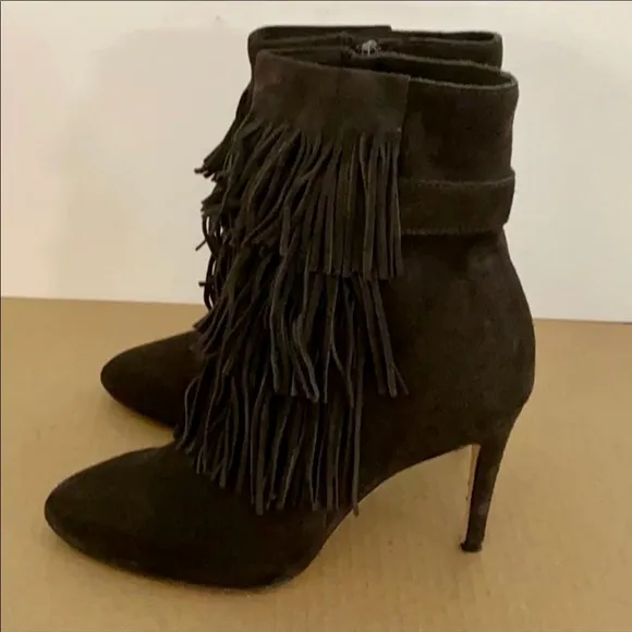 Authentic Via Spiga suede leather fringe boots sz 5