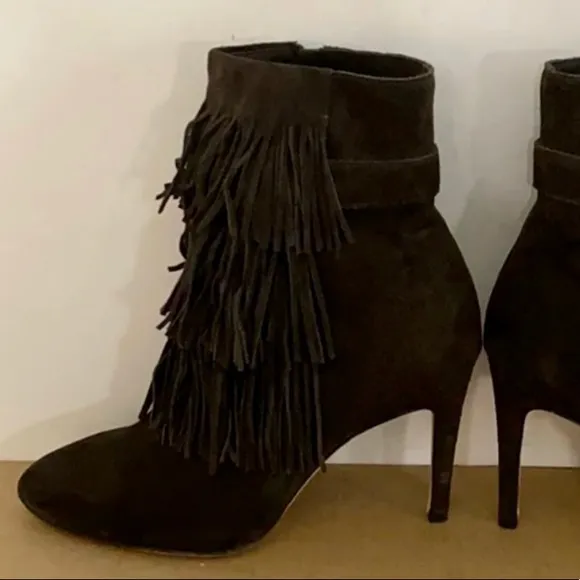 Authentic Via Spiga suede leather fringe boots sz 5