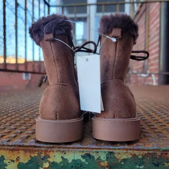 Baby GAP Cozy Lace-up Boots