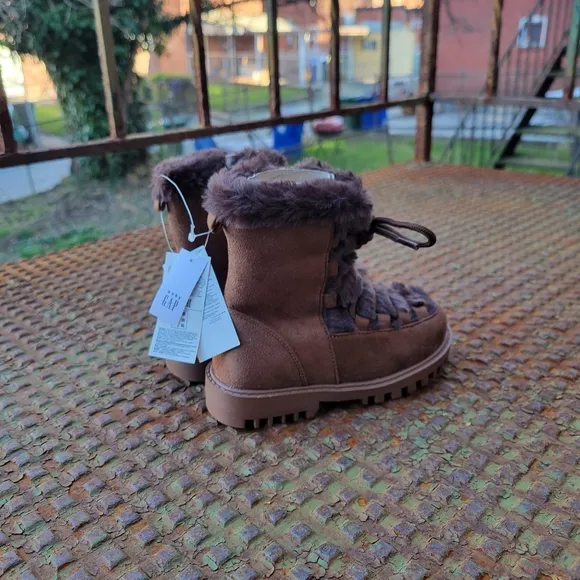 Baby GAP Cozy Lace-up Boots
