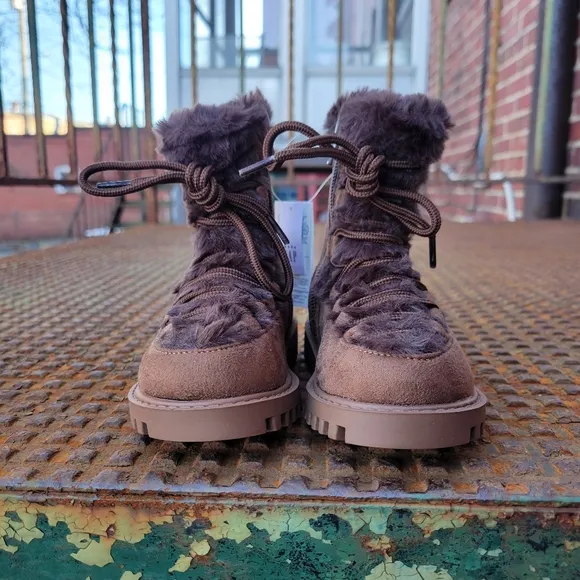 Baby GAP Cozy Lace-up Boots