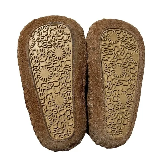 Baby UGG Brown boots Size 2-3