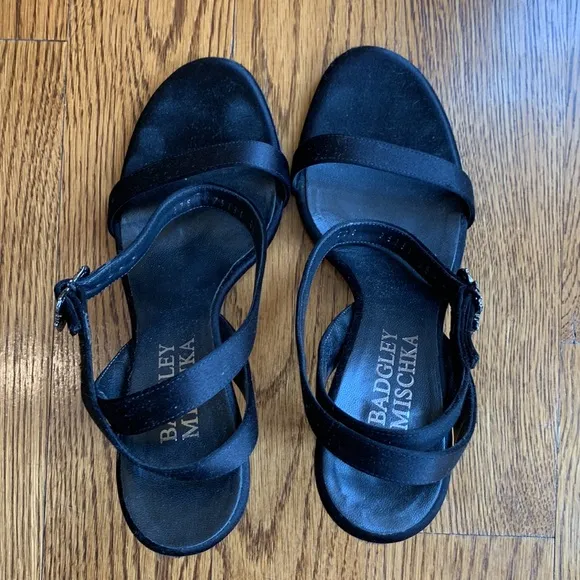 Badgley Mischks black heels. Sz 6. Worn once
