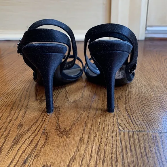 Badgley Mischks black heels. Sz 6. Worn once