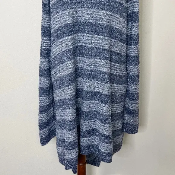 Barefoot Dreams Cozychic Lite Calypso Wrap Striped Blue