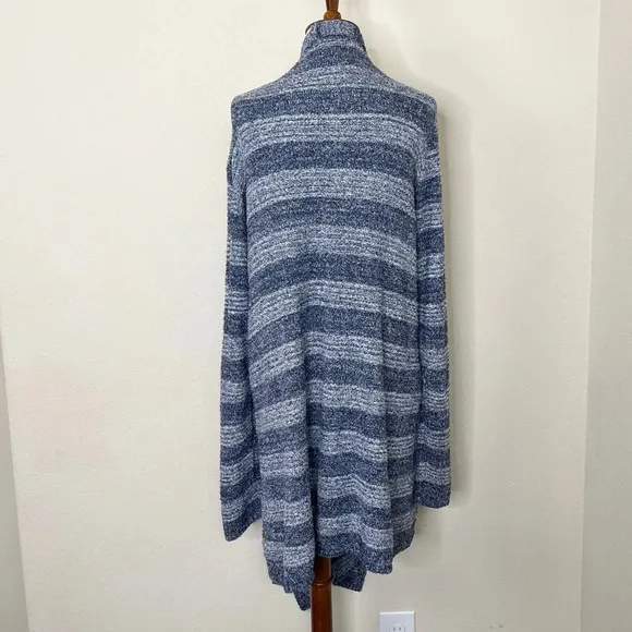 Barefoot Dreams Cozychic Lite Calypso Wrap Striped Blue