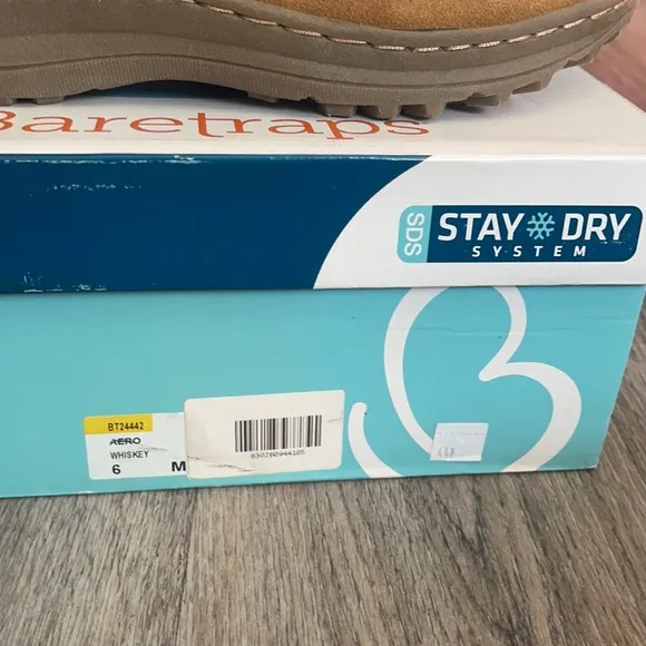 BareTraps Aero Stay Dry Boots in Whiskey Size 6 Medium