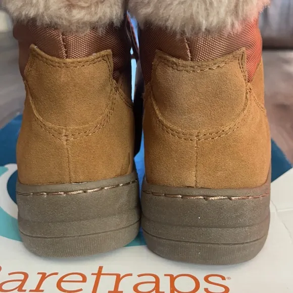 BareTraps Aero Stay Dry Boots in Whiskey Size 6 Medium