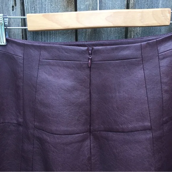 BCBGMaxAzria Vintage Y2K Faux Leather Midi Skirt Burgundy 4