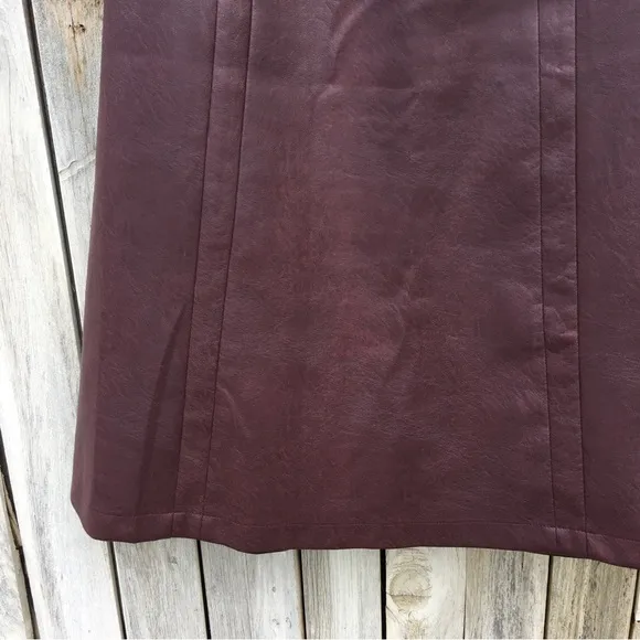 BCBGMaxAzria Vintage Y2K Faux Leather Midi Skirt Burgundy 4