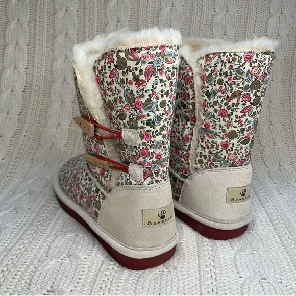 BEARPAW Alexis Floral Boot in Linen