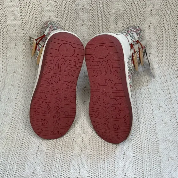 BEARPAW Alexis Floral Boot in Linen