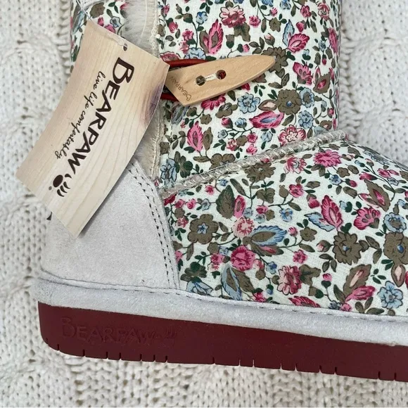 BEARPAW Alexis Floral Boot in Linen