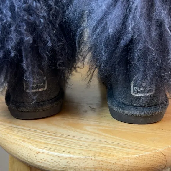 Bearpaw Curly hair short boots size 13