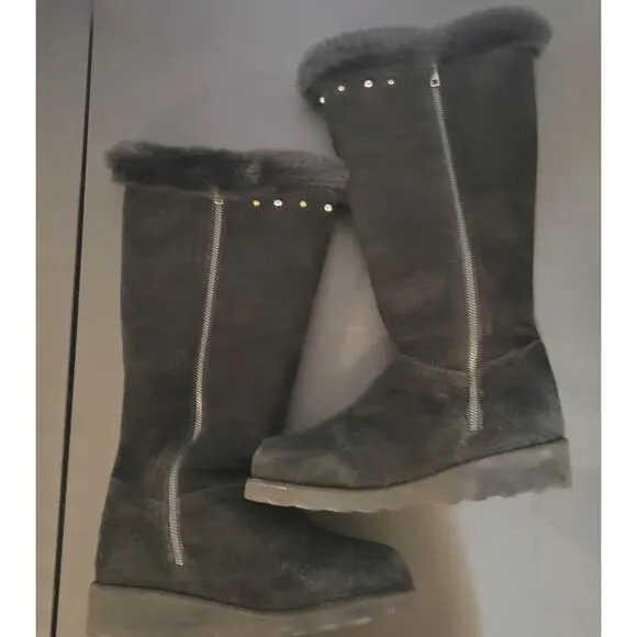 Bearpaw Dorothy Black size 9 faux fur trim studded boots