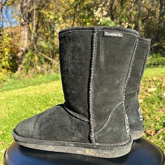 Bearpaw Emma Short Boots sheepskin/wool blend lining, black, size 7