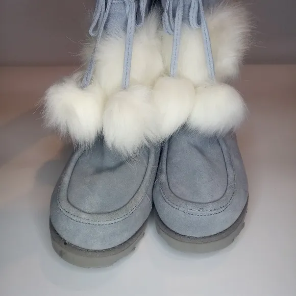 Bearpaw fur boots blue size 8