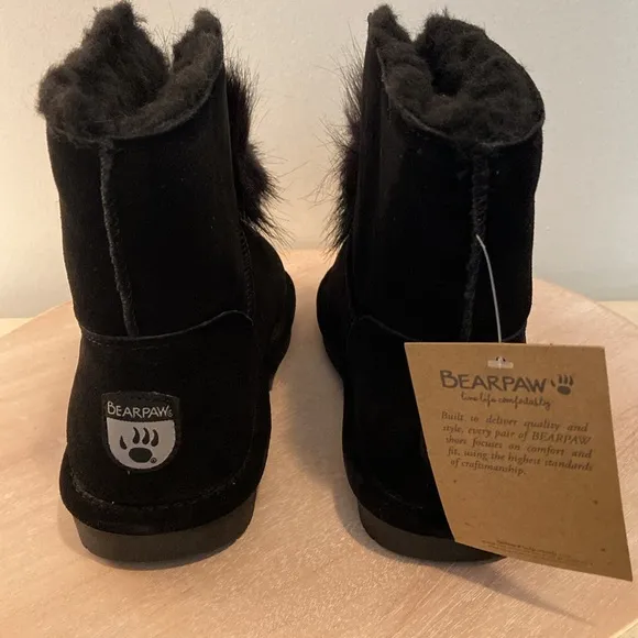 BearPaw New Pull On Suede Boots Libby Pom Pom Sheepskin Black Size 9M