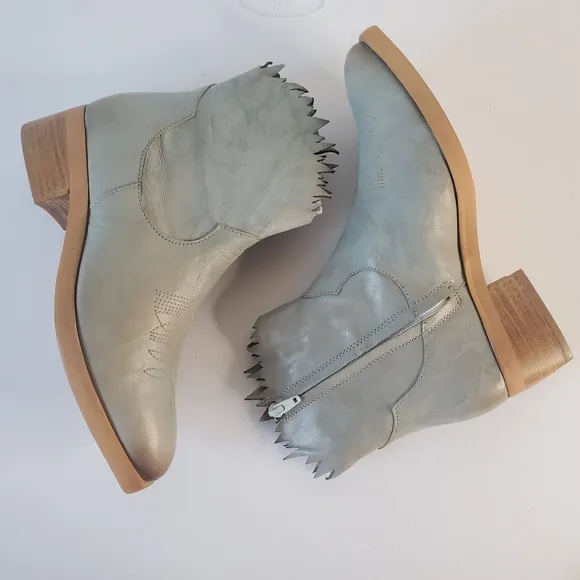 Bed Stu Roan Diabolical Ankle Boots Leather Alkaline Gray Sz 7 Western