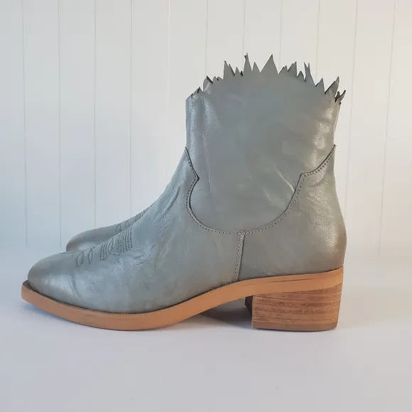 Bed Stu Roan Diabolical Ankle Boots Leather Alkaline Gray Sz 7 Western