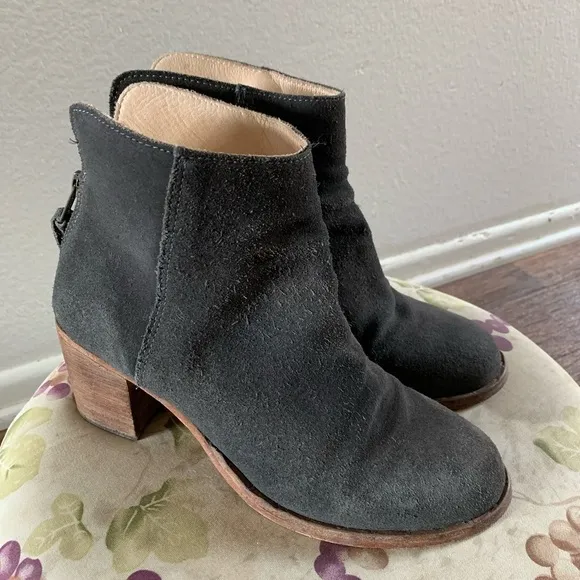 Beek Women's Grey Leather Eaglet Ankle Block Stacked Heels Boots Booties Size 9
