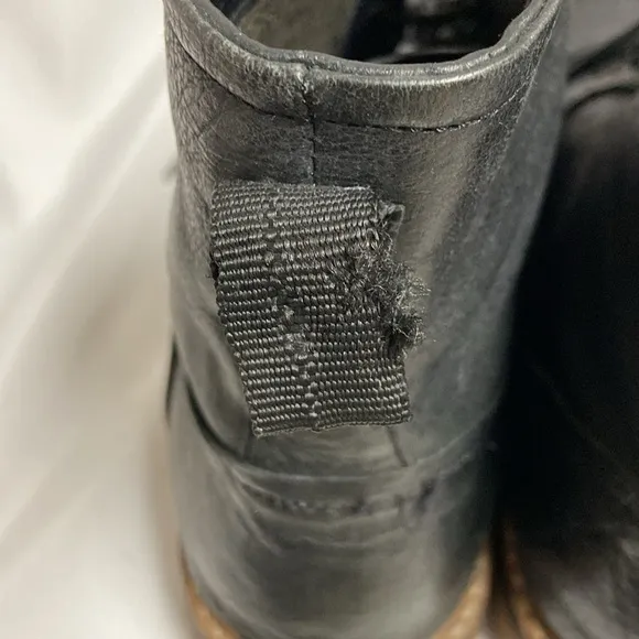 Ben Sherman Luke Chukka Cap Toe Lace-Up Boots Black Size 10.5