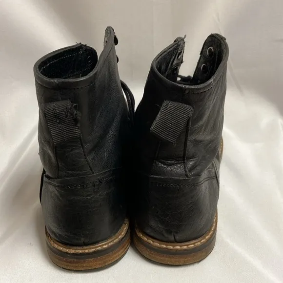 Ben Sherman Luke Chukka Cap Toe Lace-Up Boots Black Size 10.5