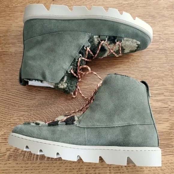 Bernardo Denali Cozy Lace-up Boots