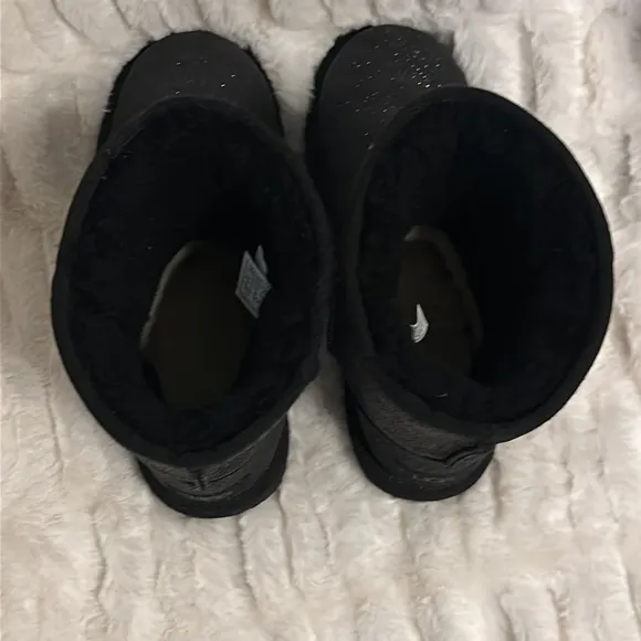 Big Girl's UGG Classic Short II Glitter Boots