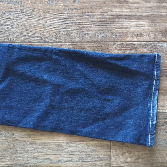 BIG STAR &quot;Remi&quot; low-rise bootcut jeans medium wash The Buckle sz 27L tall
