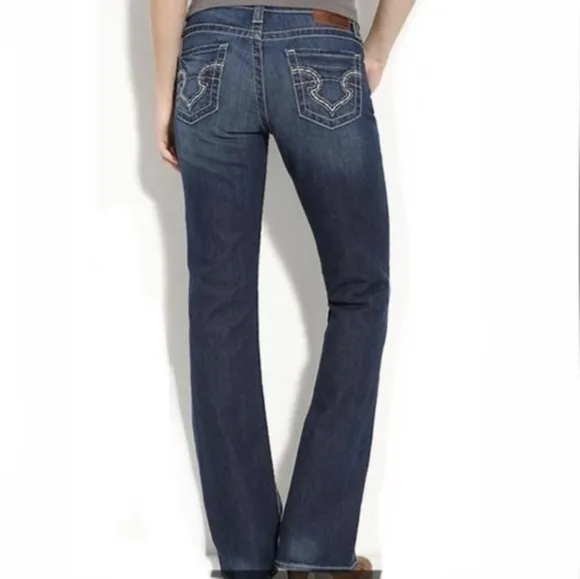 BIG STAR &quot;Remi&quot; low-rise bootcut jeans medium wash The Buckle sz 27L tall