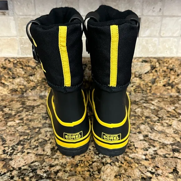 Black &amp; Yellow Sorel Rain Boots With Warming Inserts Size‎ 4 - NEW