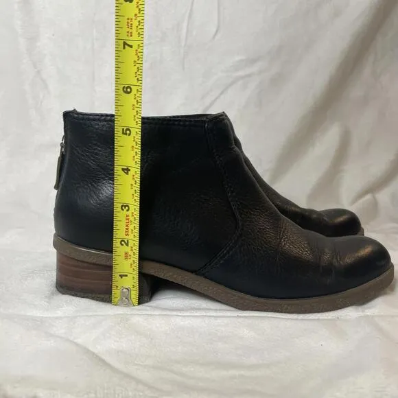 Black Leather Dansko Ankle Boots