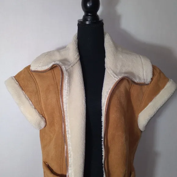 BLANKNYC Biscotti Faux Suede Oversized Collar Vest Women's Size- Small