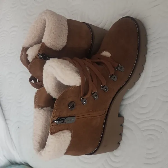 Blondo boots women size 8M