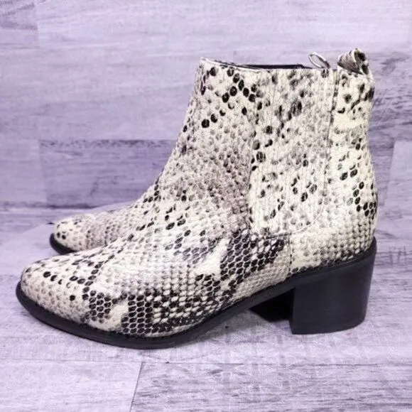 Blondo Elvina Waterproof Snake Print Leather Ankle Boot Cream Black Women's 6.5