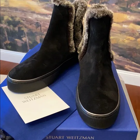 BNWT Stuart Weitzman Winter Fur-Trim Ankle Boots