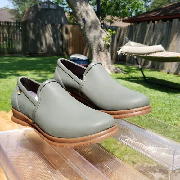 BOGS WATERPROOF ARMY GREEN SWEET PEA SLIPPERS SAGE SIZE 38