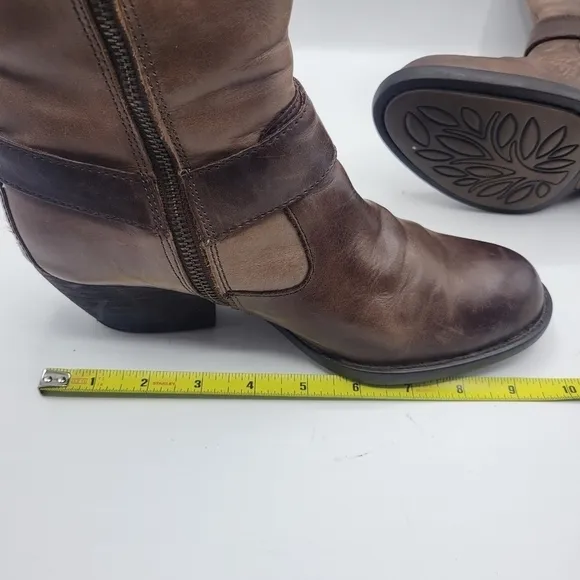 Born leather upper boots size 7M