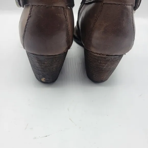 Born leather upper boots size 7M