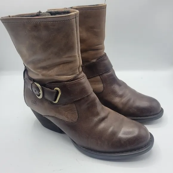 Born leather upper boots size 7M