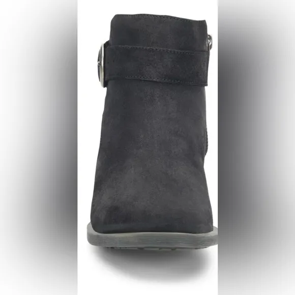 BORN MOROCCO BLACK DISTRESSED SUEDE BOOTS! NEW! Size 5.5