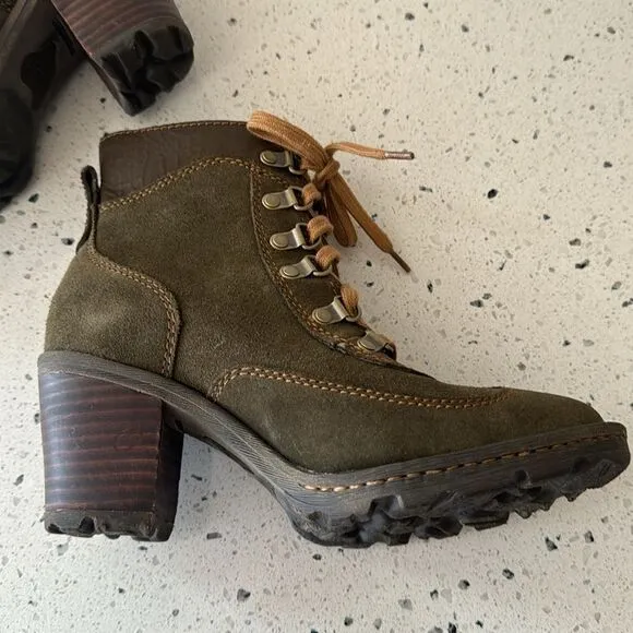 BORN Ronnie Women’s Olive Green Suede Leather Block Heel Lace Up Boots Size 6.5